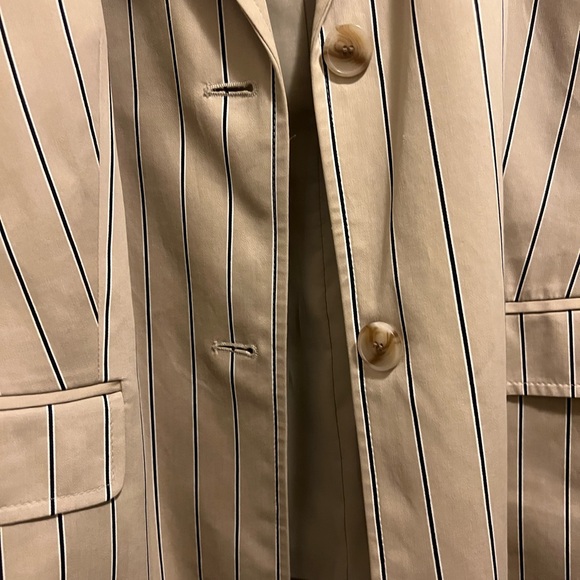 Blazer with stripes - Picture 2 of 6
